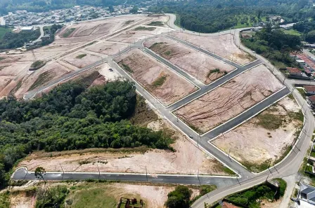 Terreno / Lote / Condomínio à venda, 180m² no Lamenha Grande, Almirante Tamandaré