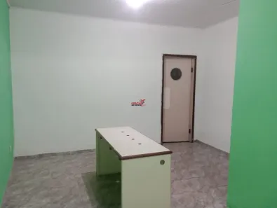 Casa com 2 Quartos para alugar, 79m² no Centro, Viçosa