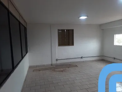 Galpão / Depósito / Armazém à venda, 1000m² no Setor Residencial Garavelo I, Trindade