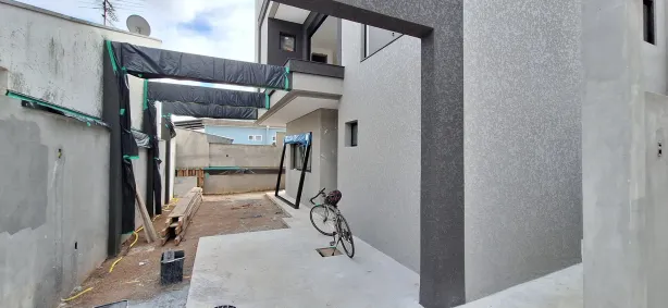 Sobrado com 3 Quartos à venda, 148m² no Hauer, Curitiba