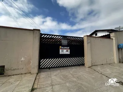 Casa com 2 Quartos para alugar, 160m² no Centro, Penha