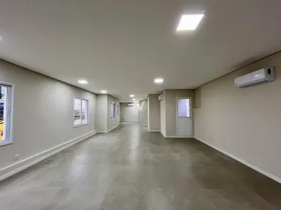 Prédio Inteiro com 4 Quartos para venda ou aluguel, 269m² no Centro, Santa Maria