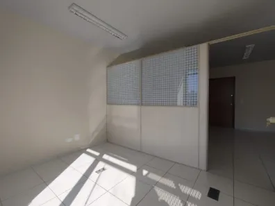 Conjunto Comercial / Sala para alugar, 50m² no Centro, Curitiba