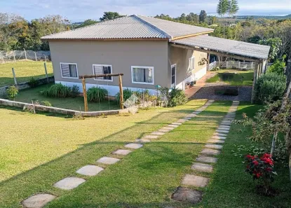 Fazenda / Sítio / Chácara com 3 Quartos à venda, 104m² no , Sarapuí