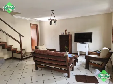 Casa de Condomínio com 4 Quartos para alugar, 150m² no Tijuca, Teresópolis