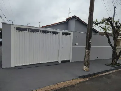 Casa com 2 Quartos para alugar, 100m² no Vila Moreira, Mirassol