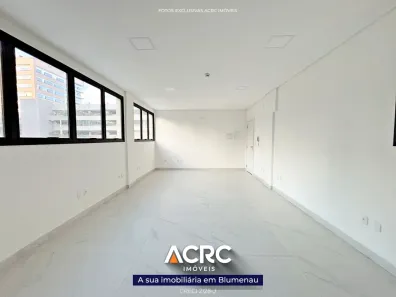 Conjunto Comercial / Sala para alugar, 38m² no Velha, Blumenau