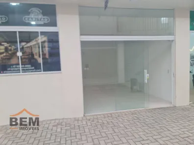 Conjunto Comercial / Sala para alugar, 20m² no Lídia Duarte, Camboriú