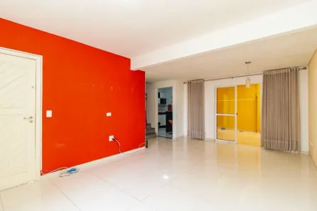 Casa de Condomínio com 3 Quartos à venda, 104m² no Uberaba, Curitiba