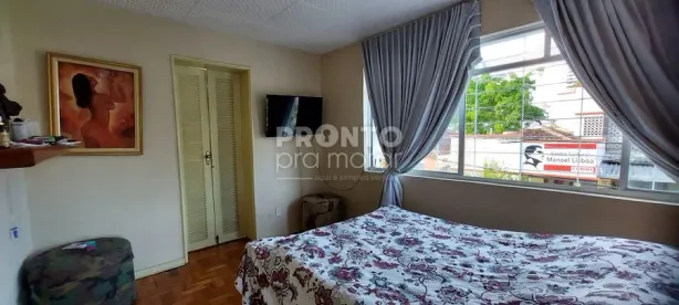 Casa com 4 Quartos à venda, 242m² no Aflitos, Recife