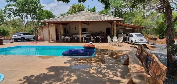 Fazenda / Sítio / Chácara com 3 Quartos à venda, 4000m² no Centro, Formosa