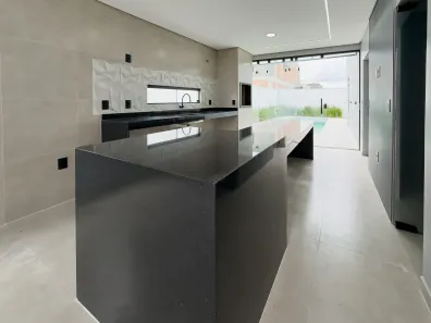 Casa de Condomínio com 3 Quartos à venda, 150m² no Universitário, Caruaru