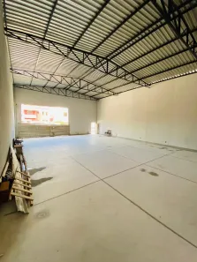 Galpão / Depósito / Armazém para alugar, 258m² no Terra Firme, Rio das Ostras