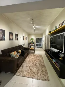 Casa de Condomínio com 2 Quartos à venda, 180m² no Parque das Rosas, Mairinque