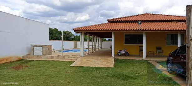 Fazenda / Sítio / Chácara com 2 Quartos à venda, 1000m² no , Araçoiaba da Serra