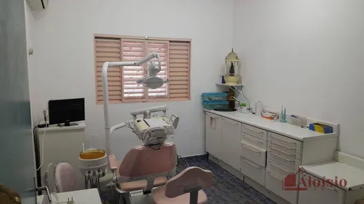 Loja / Salão / Ponto Comercial à venda, 86m² no Centro, Tremembé