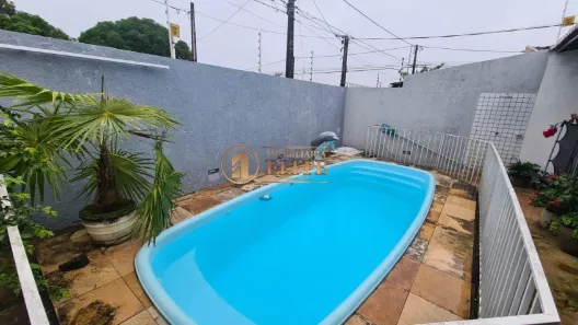 Casa com 4 Quartos à venda, 254m² no Pitimbu, Natal