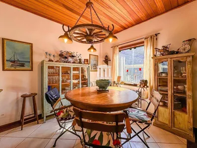 Casa de Condomínio com 3 Quartos para venda ou aluguel, 214m² no Vargem Grande, Teresópolis