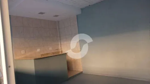 Galpão / Depósito / Armazém para alugar, 720m² no Piratininga, Niterói