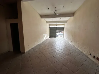 Loja / Salão / Ponto Comercial à venda, 200m² no Liberdade, Resende