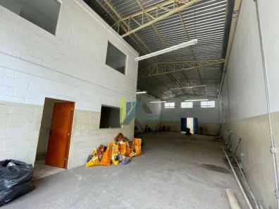 Galpão / Depósito / Armazém para venda ou aluguel, 271m² no Aglomeração Urbana de Jundiaí, Louveira