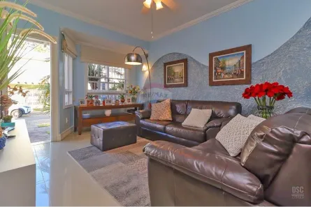 Casa de Condomínio com 3 Quartos à venda, 164m² no Hípica, Porto Alegre