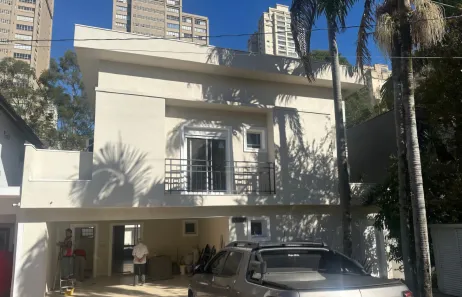 Casa de Condomínio com 4 Quartos para alugar, 390m² no Alphaville, Santana de Parnaíba