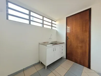 Conjunto Comercial / Sala para alugar, 108m² no Zona 01, Maringá