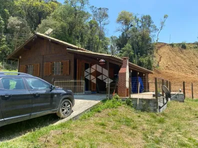 Fazenda / Sítio / Chácara com 3 Quartos à venda, 80m² no , Águas Mornas