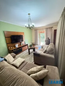 Sobrado com 3 Quartos à venda, 200m² no Jardim Vitória, Poços de Caldas