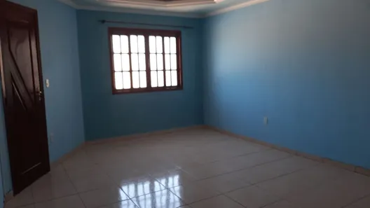 Sobrado com 2 Quartos para venda ou aluguel, 183m² no Terra Firme, Rio das Ostras