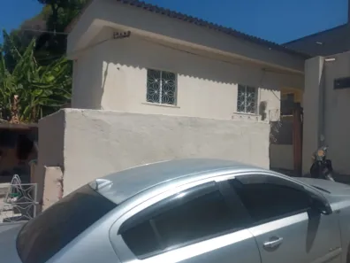 Casa com 2 Quartos para alugar, 80m² no Gramacho, Duque de Caxias