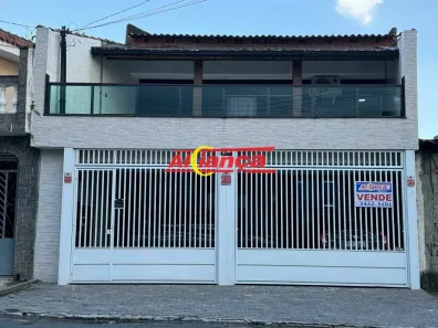 Sobrado com 4 Quartos para alugar, 180m² no Jardim Bom Clima, Guarulhos