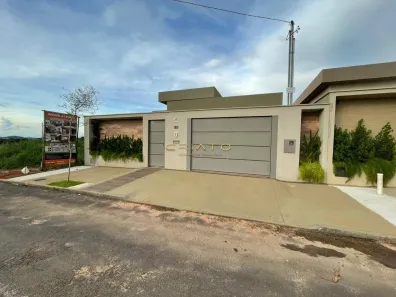 Casa com 3 Quartos à venda, 200m² no Setor Cristina II Expansão, Trindade