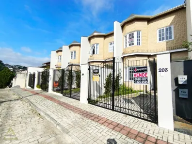 Sobrado com 3 Quartos à venda, 140m² no Água Verde, Blumenau
