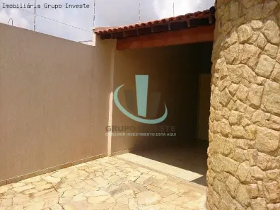 Casa com 3 Quartos para venda ou aluguel, 213m² no Jardim Tinen, Araraquara