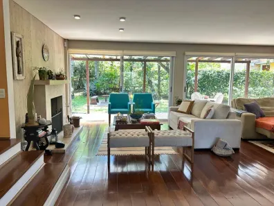 Casa de Condomínio com 4 Quartos à venda, 221m² no Chácara dos Lagos, Carapicuíba