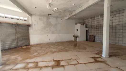 Loja / Salão / Ponto Comercial com 1 Quarto à venda, 360m² no Veneza, Ribeirão das Neves
