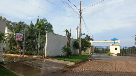 Casa de Condomínio com 3 Quartos à venda, 180m² no , Doutor Camargo