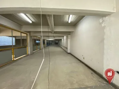 Loja / Salão / Ponto Comercial à venda, 760m² no , Betim