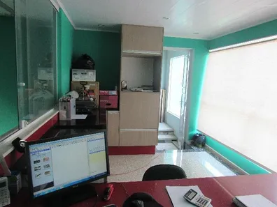 Conjunto Comercial / Sala para alugar, 1000m² no Parque Nova Jandira, Jandira
