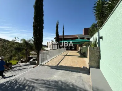 Fazenda / Sítio / Chácara com 4 Quartos à venda, 700m² no , 