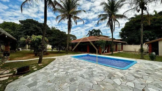 Fazenda / Sítio / Chácara com 3 Quartos à venda, 269m² no Recanto Jatobá, Americana