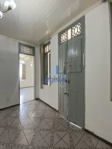 Casa com 3 Quartos para venda ou aluguel, 190m² no Centro, Aracaju