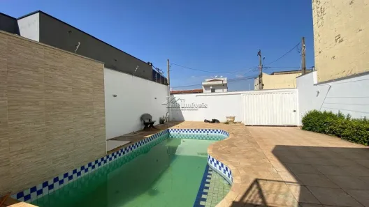 Sobrado com 3 Quartos para alugar, 150m² no Jardim Terras de Santo Antônio, Hortolândia