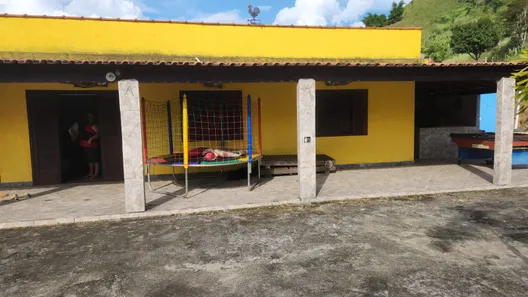 Fazenda / Sítio / Chácara com 2 Quartos à venda, 1300m² no Antônio Rocha, Barra Mansa