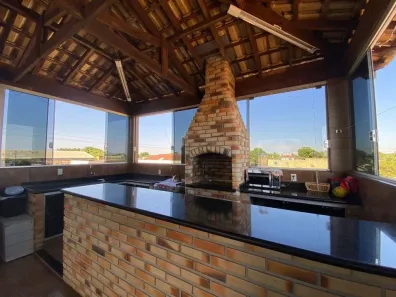Sobrado com 3 Quartos para venda ou aluguel, 288m² no Planalto, Araçatuba