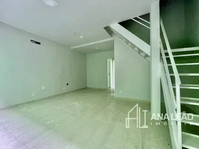 Casa de Condomínio com 2 Quartos à venda, 71m² no Centro, Guapimirim
