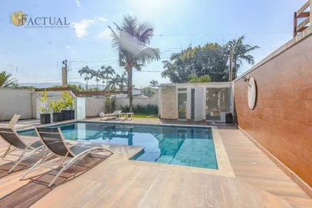 Casa de Condomínio com 6 Quartos para alugar, 390m² no Jardim Acapulco, Guarujá