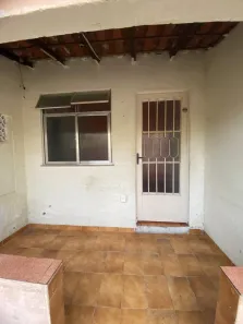 Casa com 1 Quarto para alugar, 40m² no Coréia, Mesquita
